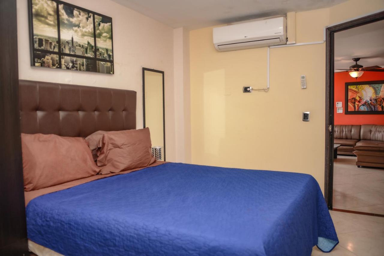 Calle 10 Suites Medellín Buitenkant foto